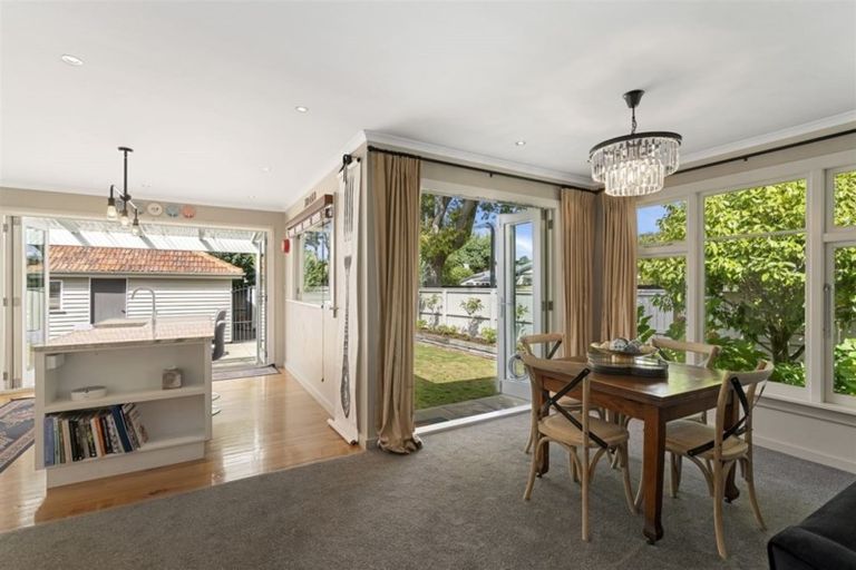 Photo of property in 156 Saint Albans Street, St Albans, Christchurch, 8014
