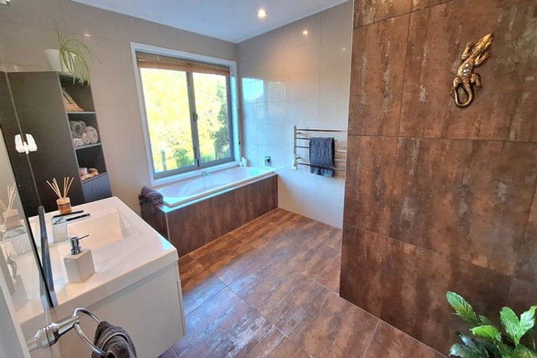 Photo of property in 346 Kirikopuni Road, Parakao, Whangarei, 0172