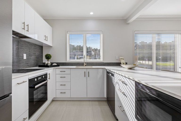 Photo of property in 1/486 Hibiscus Coast Highway, Orewa, 0931