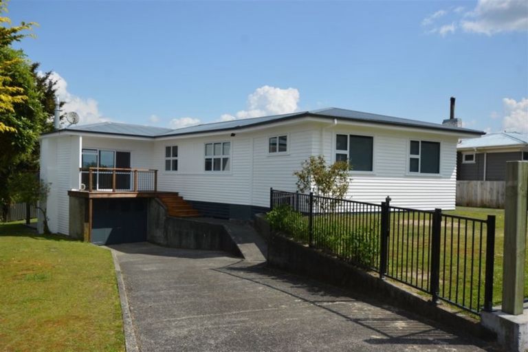 Photo of property in 10 Hikurangi Terrace, Taumarunui, 3920