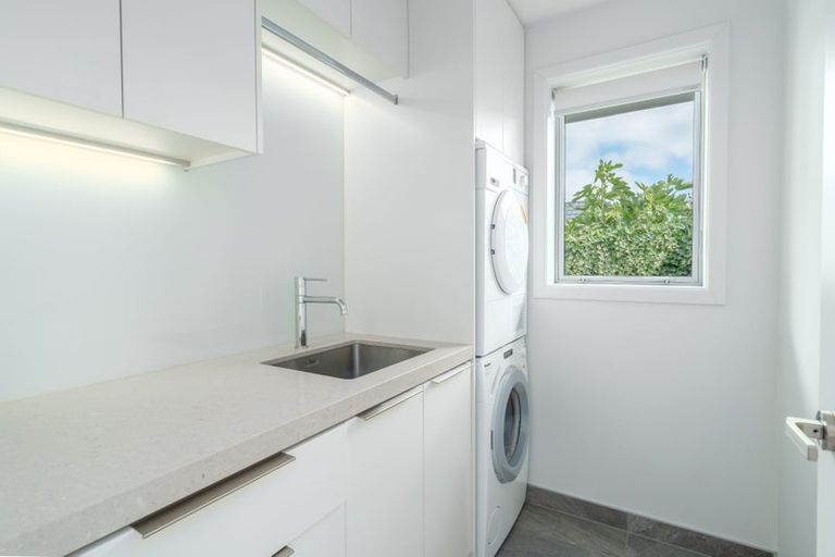 Photo of property in 315 Withells Road, Avonhead, Christchurch, 8042