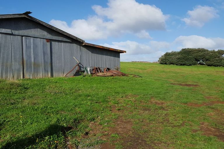 Photo of property in 8 Te Ahu Road, Pukekawa, Tuakau, 2696