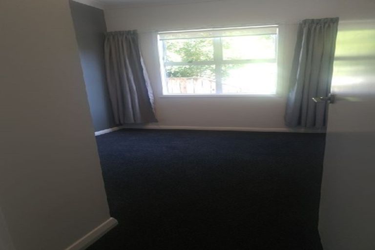 Photo of property in 14 Golf Road, Manor Park, Lower Hutt, 5019