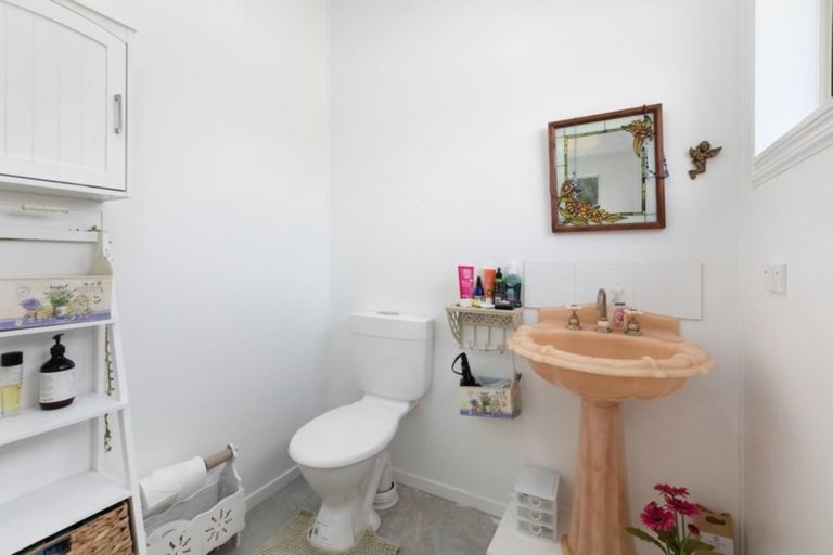 Photo of property in 11 Sarona Park Drive, Omanawa, Tauranga, 3171