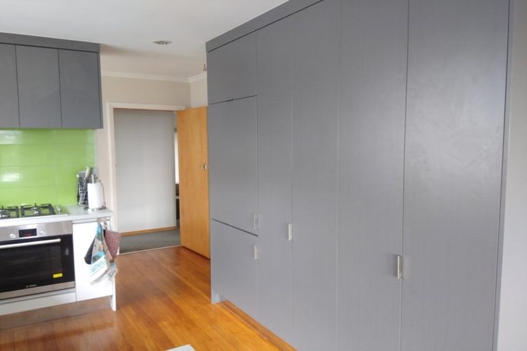 Photo of property in 3a Waimea Street, Westown, New Plymouth, 4310