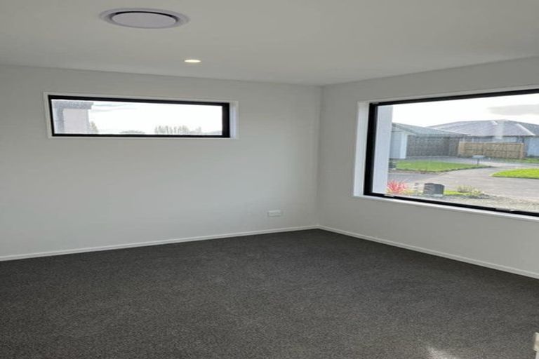 Photo of property in 19 Borthwick Street, Belfast, Christchurch, 8051