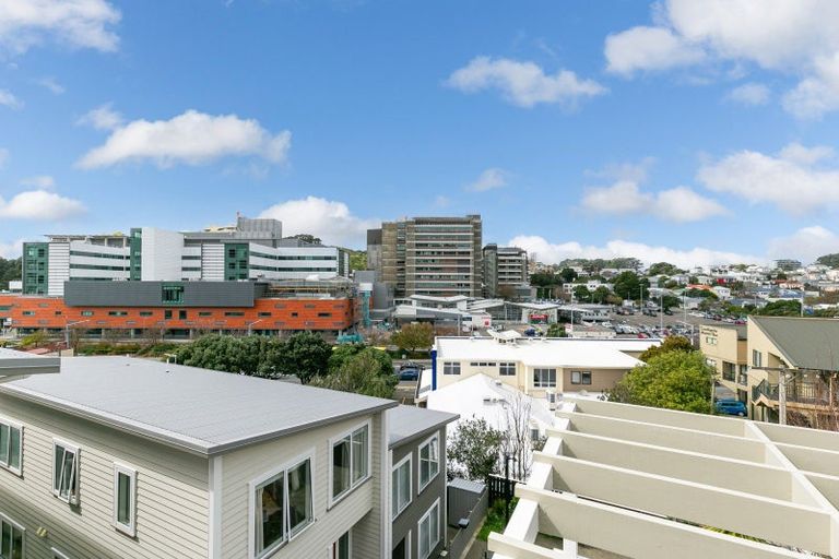 Photo of property in 8/239 Adelaide Road, Newtown, Wellington, 6021