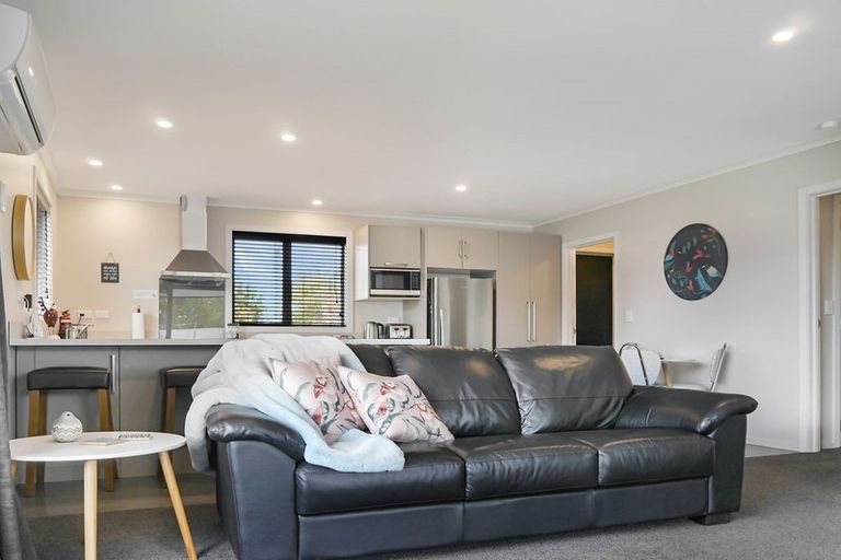 Photo of property in 23 Simons Street, Twizel, 7901