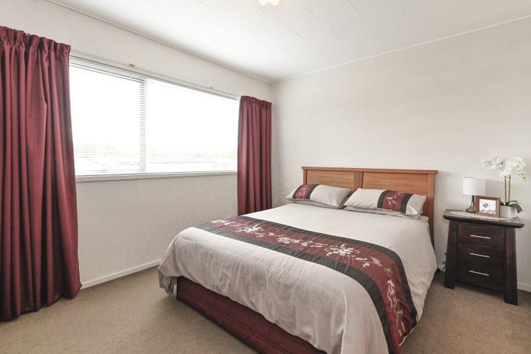 Photo of property in 1409 Warwick Place, Mayfair, Hastings, 4122