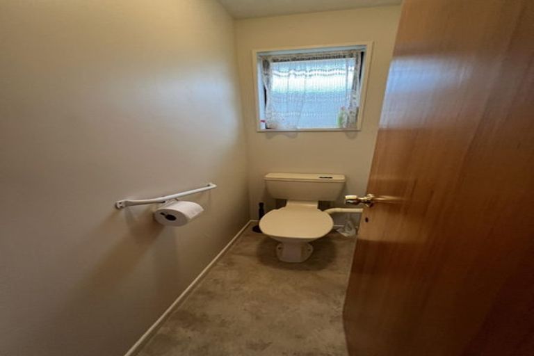 Photo of property in 1/17 Aberfoyle Place, Parklands, Christchurch, 8083