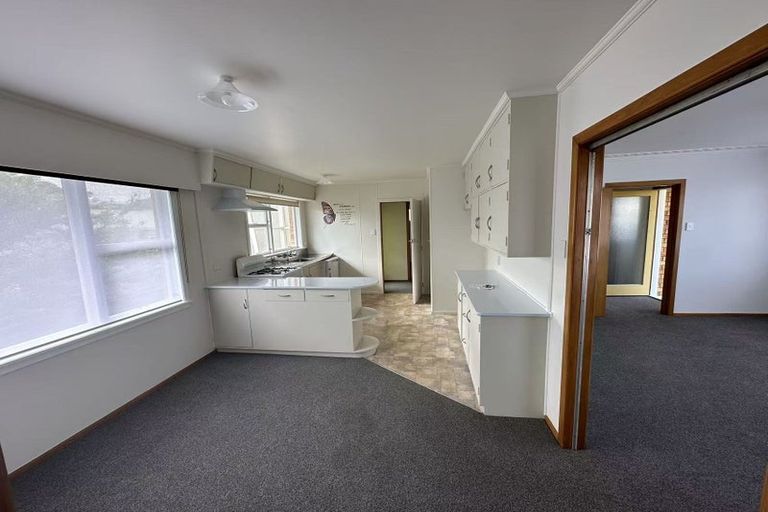Photo of property in 63 Eliot Street, New Plymouth, 4310