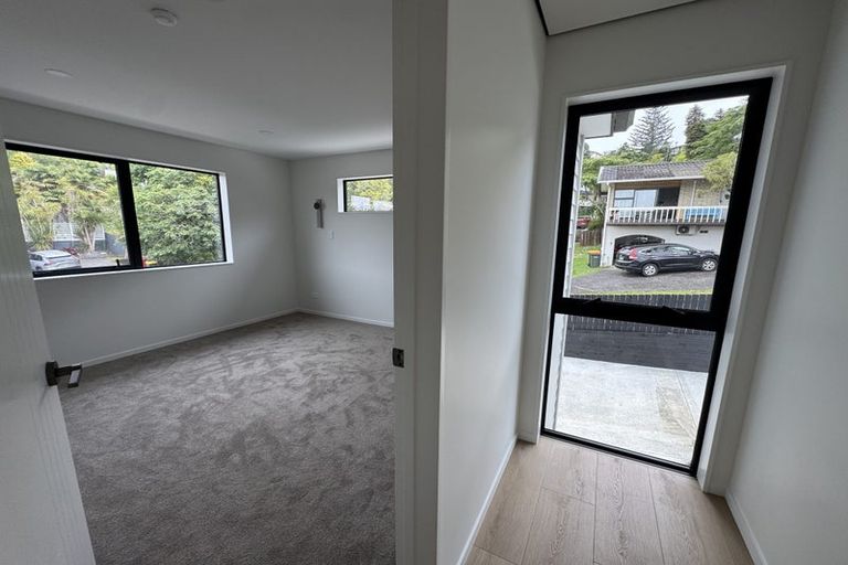 Photo of property in 3a Newstead Avenue, Browns Bay, Auckland, 0632