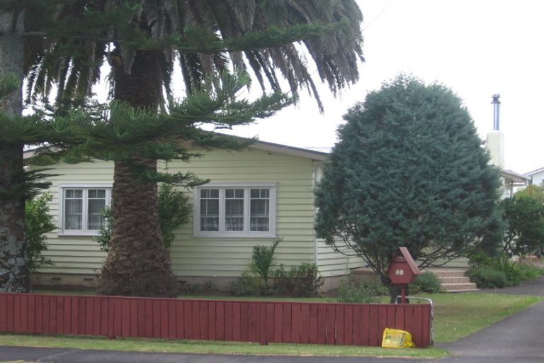 Photo of property in 93 Lynwood Road, New Lynn, Auckland, 0600