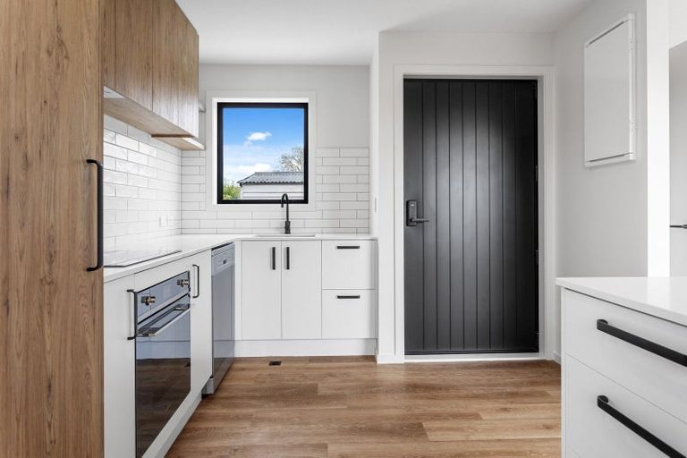 Photo of property in 4/19 Dilworth Street, Riccarton, Christchurch, 8011