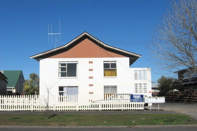 Photo of property in 2/14 Coates Street, Hamilton East, Hamilton, 3216