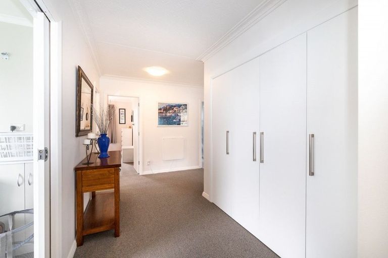 Photo of property in 141 Macandrew Road, South Dunedin, Dunedin, 9012