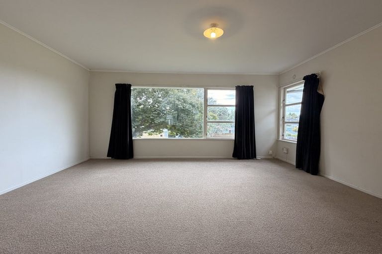 Photo of property in 46 Glendene Avenue, Glendene, Auckland, 0602