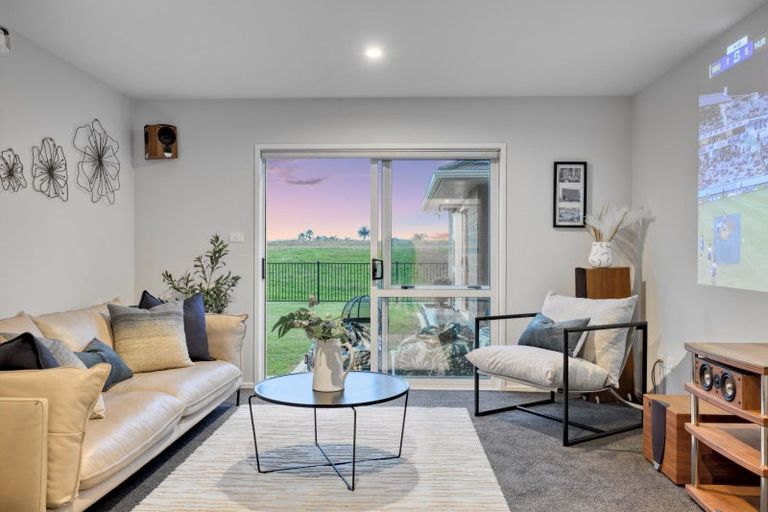 Photo of property in 36 Selliera Place, Papamoa Beach, Papamoa, 3118