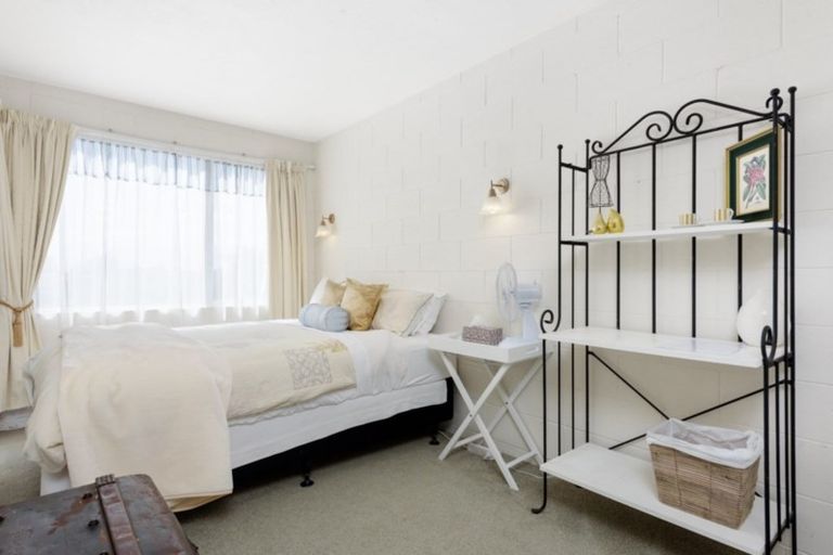 Photo of property in 59 Freyberg Street, Otumoetai, Tauranga, 3110