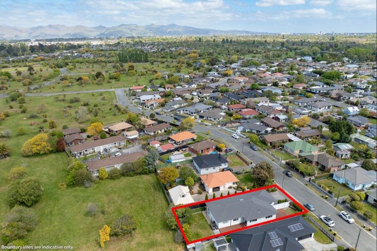 Photo of property in 33 Reginald Street, Burwood, Christchurch, 8083