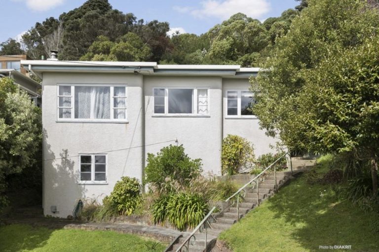 Photo of property in 139 Townsend Road, Miramar, Wellington, 6022