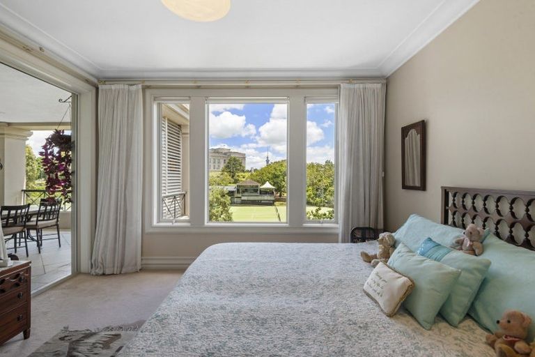Photo of property in 4a/24 Domain Drive, Parnell, Auckland, 1052