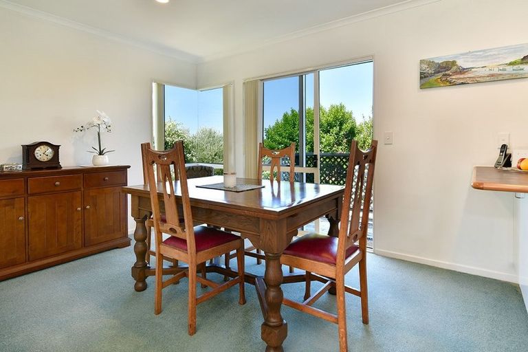 Photo of property in 2/25 Little Barrier Avenue, Manly, Whangaparaoa, 0930
