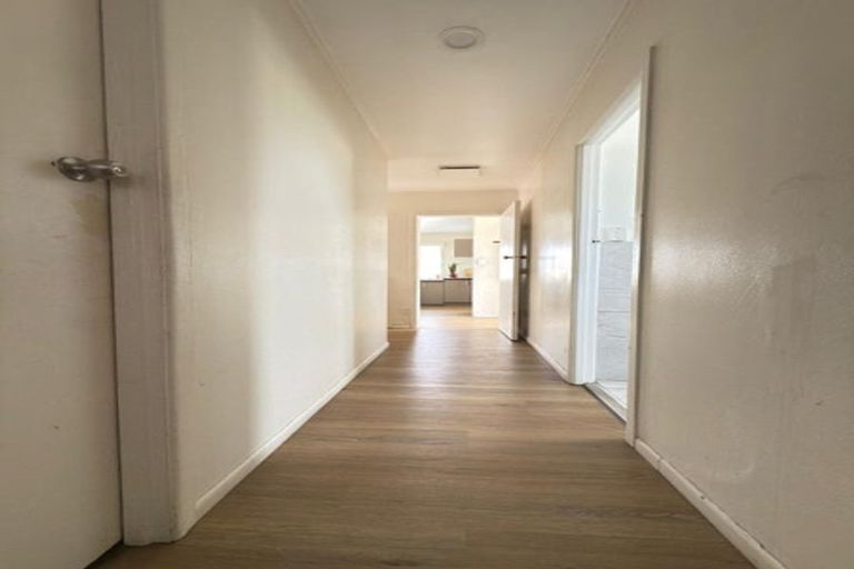 Photo of property in 9 Cosgrave Road, Papakura, 2110