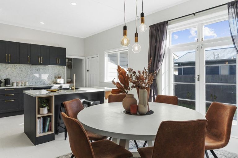 Photo of property in 140 Renall Street, Masterton, 5810