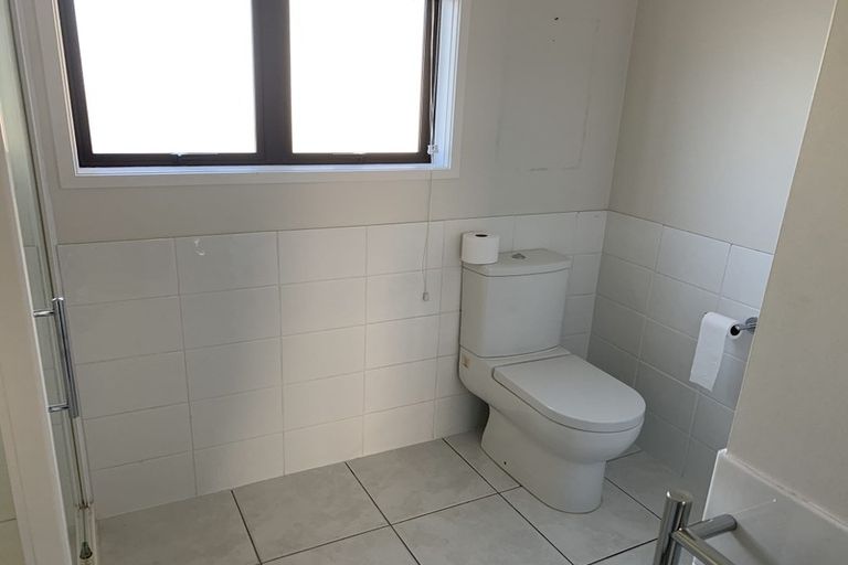 Photo of property in 143a Oceanview Road, Mount Maunganui, 3116