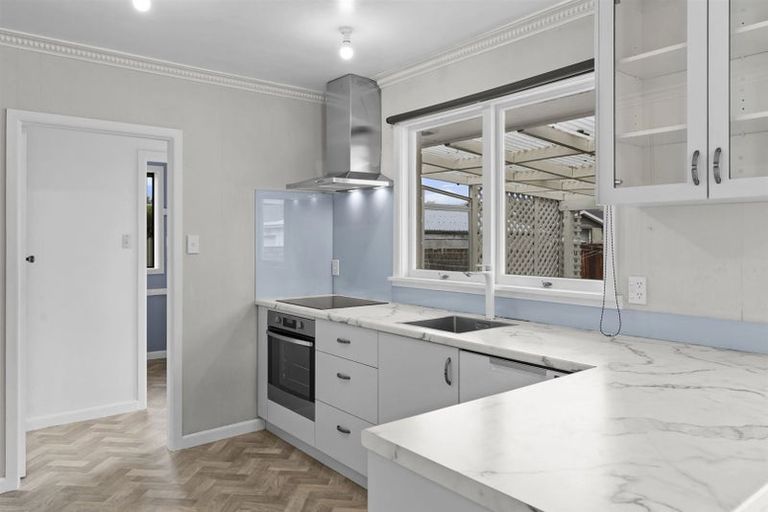 Photo of property in 9 Glenside Avenue, Ilam, Christchurch, 8041