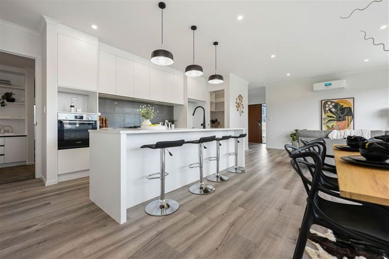 Photo of property in 8 Guillaume Street, Chartwell, Hamilton, 3210