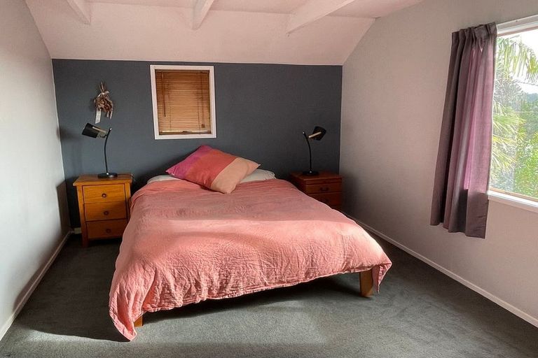 Photo of property in 2/26 Capilano Place, Glenfield, Auckland, 0629