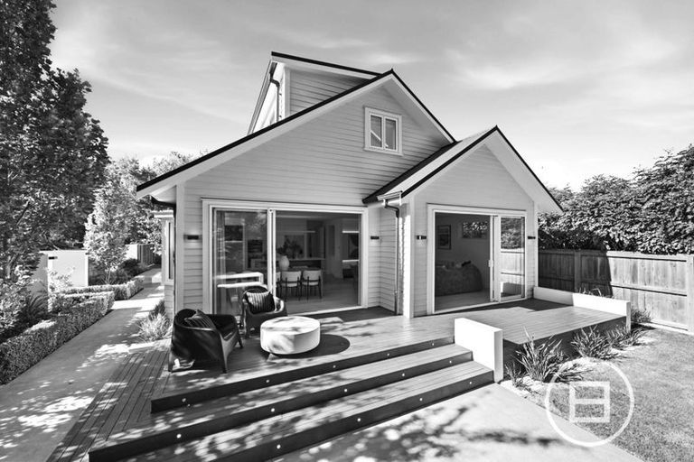 Photo of property in 22 Tomes Road, St Albans, Christchurch, 8052