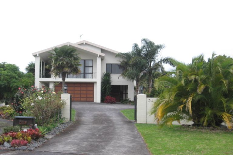 Photo of property in 24 Half Moon Rise, Half Moon Bay, Auckland, 2012