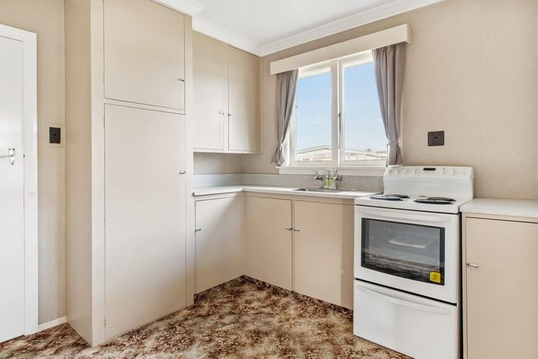 Photo of property in 20 Rugby Street, Waimate, 7924