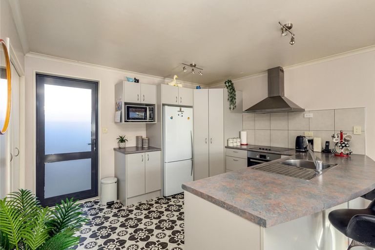 Photo of property in 240 Talbot Street, Geraldine, 7930