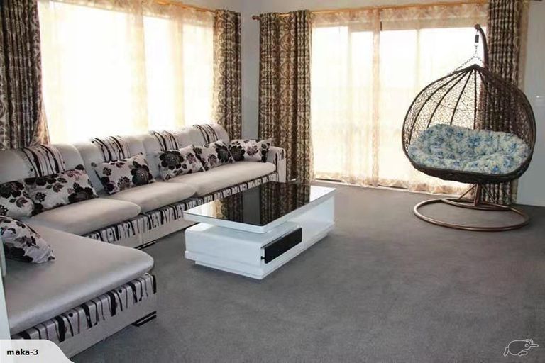 Photo of property in 8 Margaret Place, Waiuku, 2123