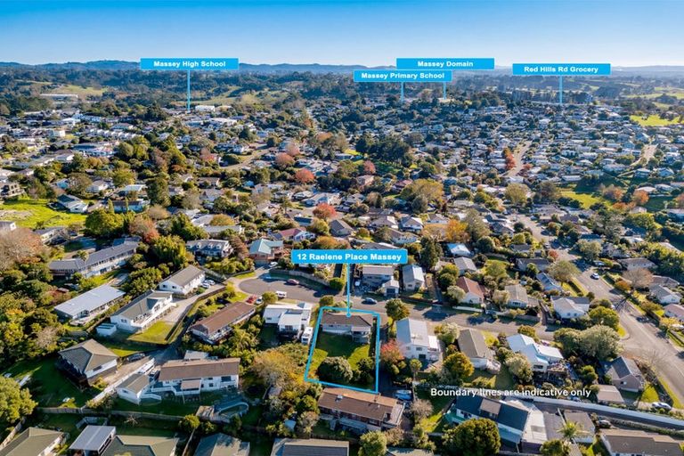 Photo of property in 12 Raelene Place, Massey, Auckland, 0614
