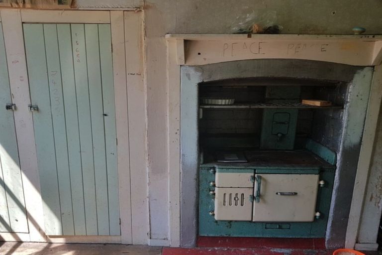 Photo of property in 88 Hovding Street, Norsewood, 4974