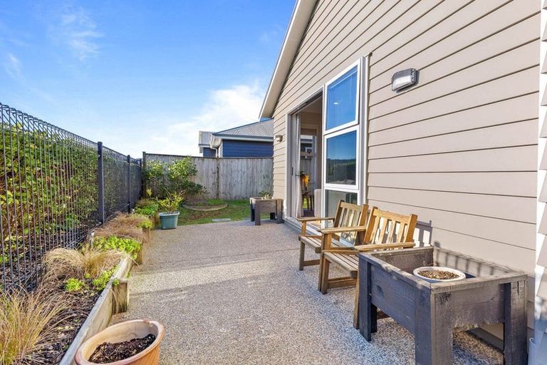 Photo of property in 30 Ara Kakara Avenue, Huapai, Kumeu, 0810