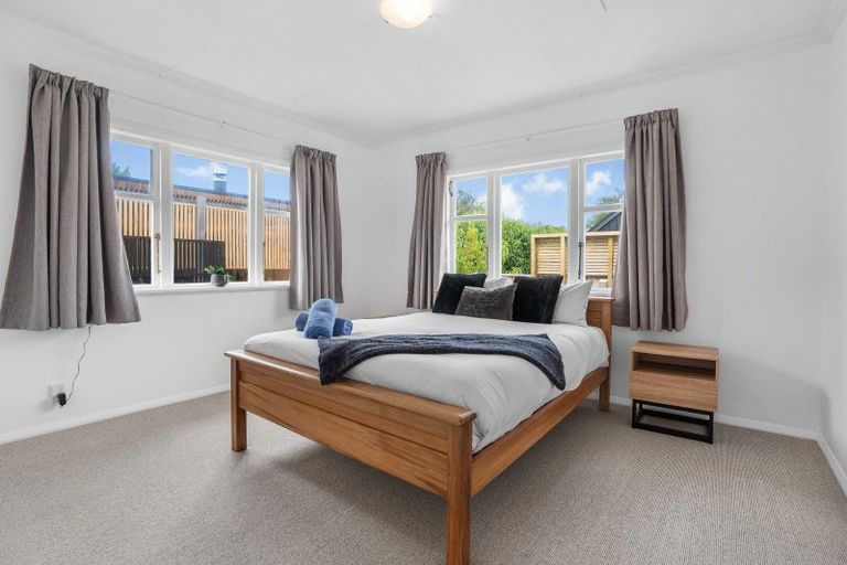 Photo of property in 28 Kuratawhiti Street, Greytown, 5712