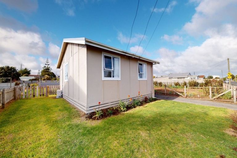 Photo of property in 12-16 Cornfoot Street, Castlecliff, Wanganui, 4501