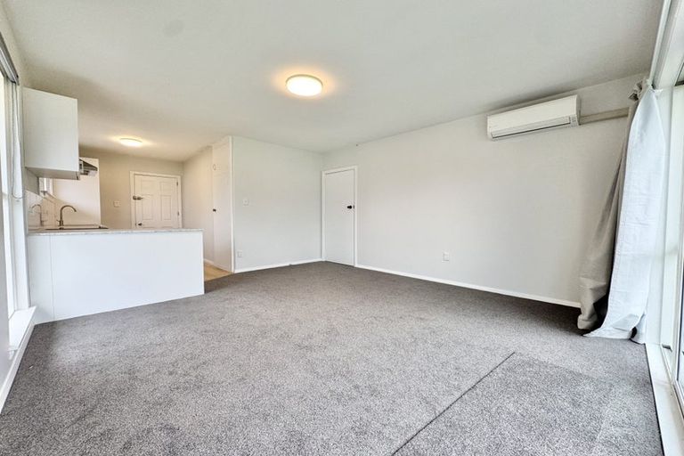 Photo of property in 1/23 Keswick Street, Woolston, Christchurch, 8023