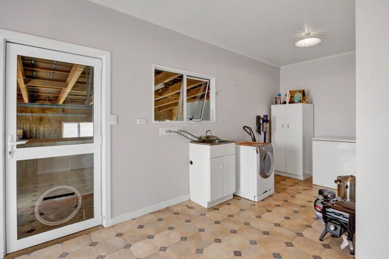 Photo of property in 43 Brown Street, Inglewood, 4330