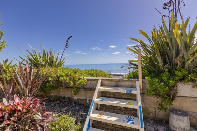 Photo of property in 265 Clifton Road, Te Awanga, 4102