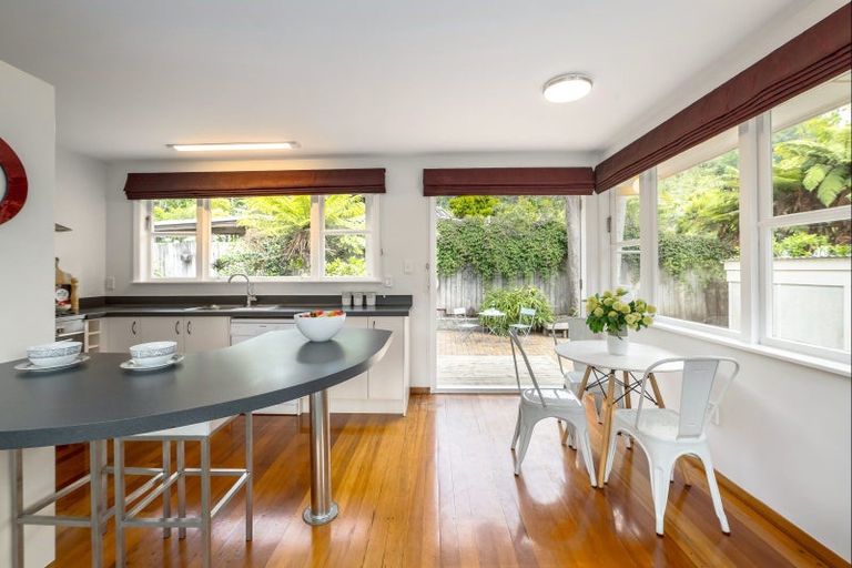 Photo of property in 40 Jocelyn Crescent, Pinehaven, Upper Hutt, 5019