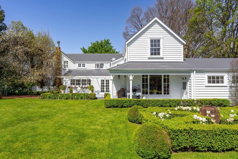 Photo of property in Wyett House, 12 Main Street, Greytown, 5712