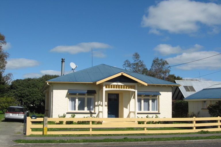 Photo of property in 19 Cuba Street, Marton, 4710