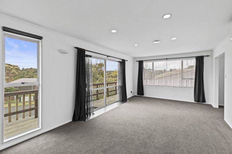 Photo of property in 7 Te Ngaere Place, Merrilands, New Plymouth, 4312